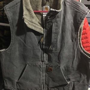 Carhartt sandstone Sherpa lined vest